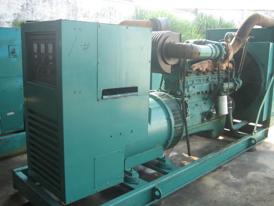 秀山租赁发电机- 发电机碳刷磨损的原因是什么