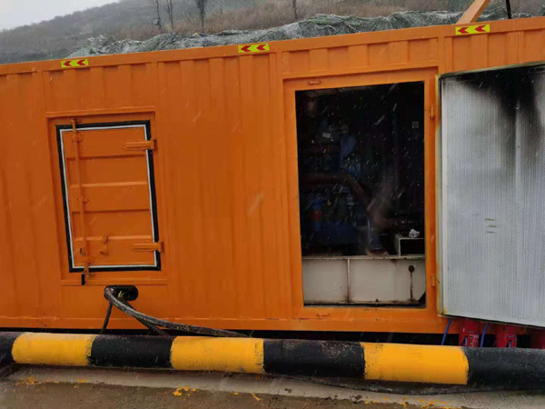 秀山发电车出租-应急柴油发电机组选什么样的比较好？