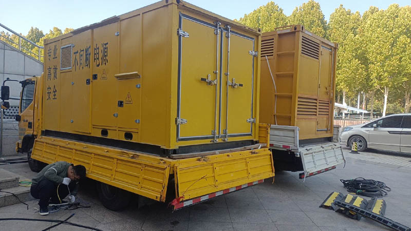 秀山柴油发电机组和UPS电源配合使用时的注意事项