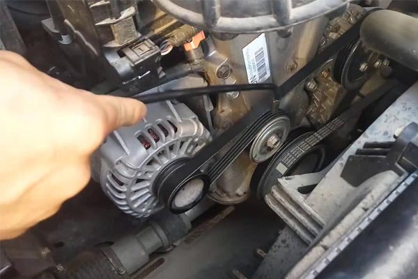 秀山转速传感器的工作原理是什么？