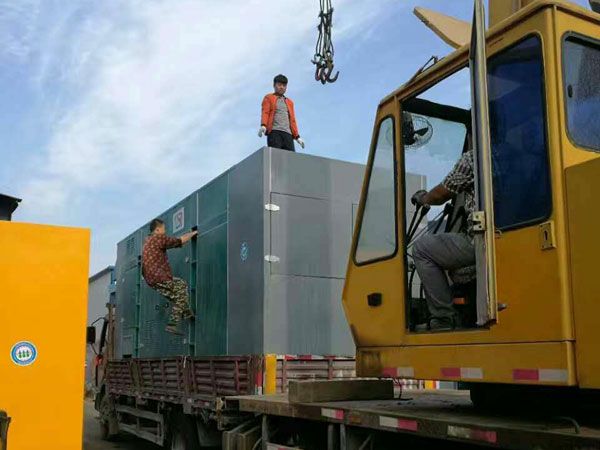 秀山更换水冷式机油散热器密封件的操作流程是怎样的？